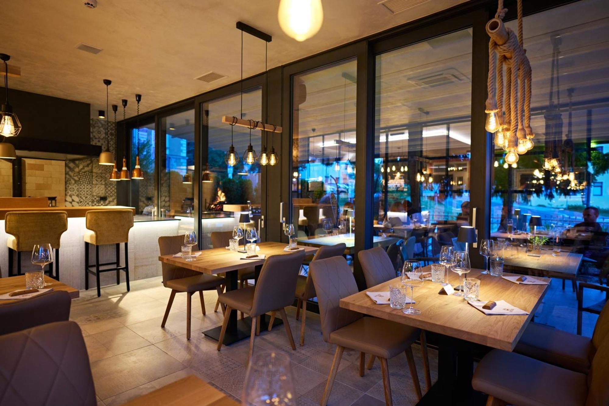 Hisa Ancka, Boutique Hotel & Maja Rooms Slovenj Gradec Exterior photo